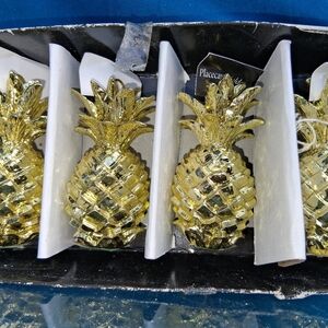 Elegant Gold Pineapple Ornaments